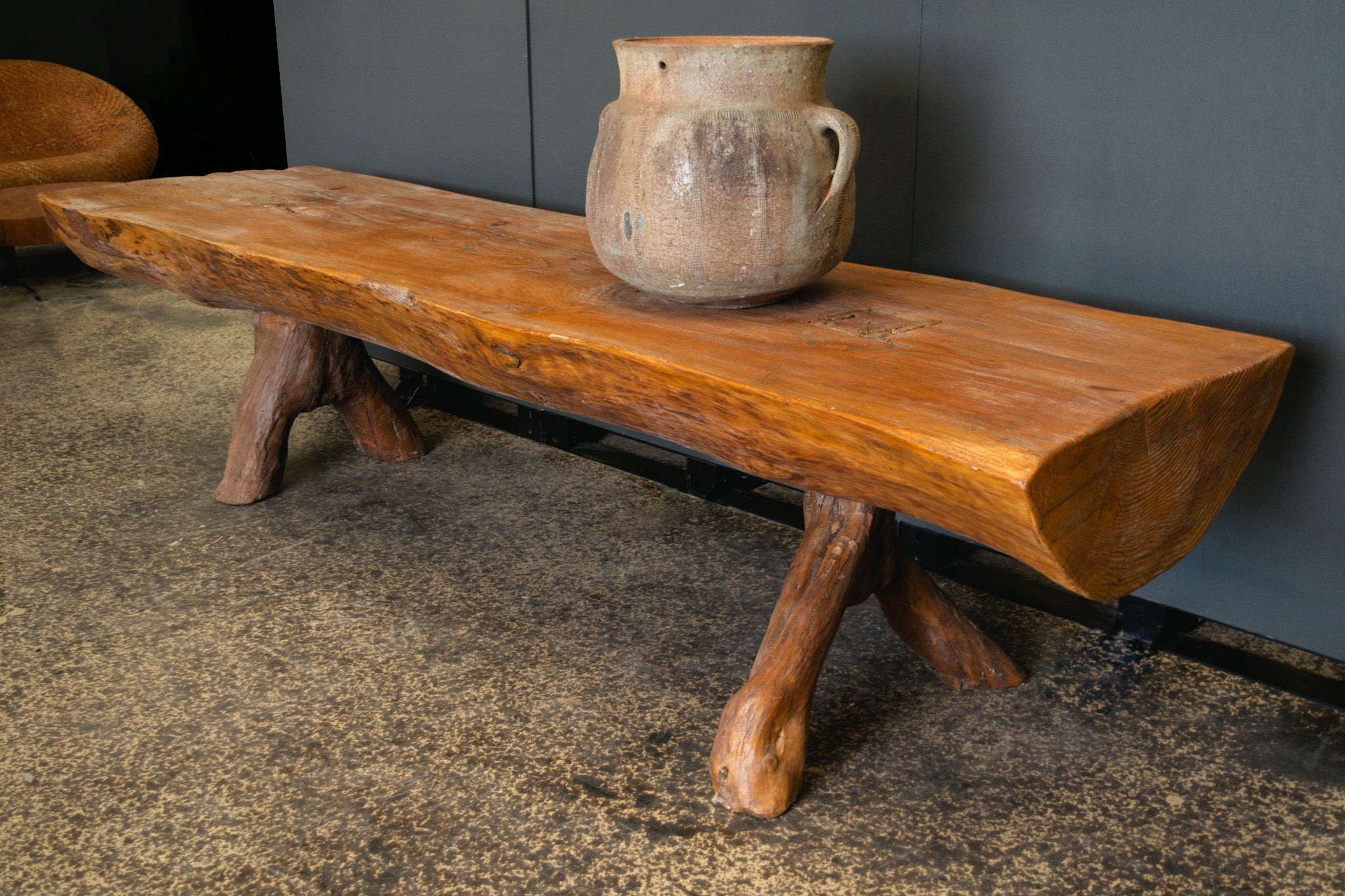 Massive Primitive Console Table – M.Naeve