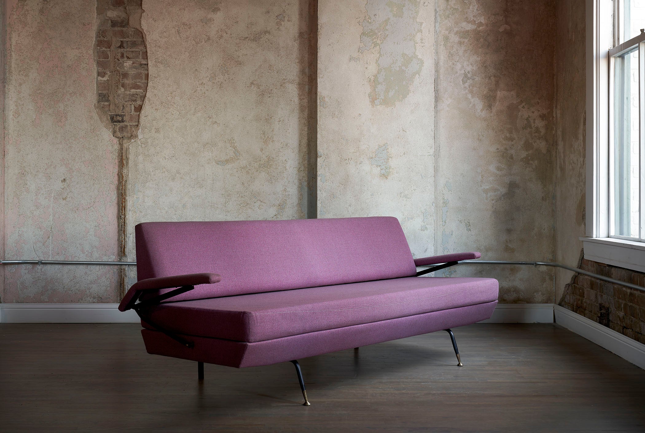 Midcentury Italian Sofa by Osvaldo Borsani